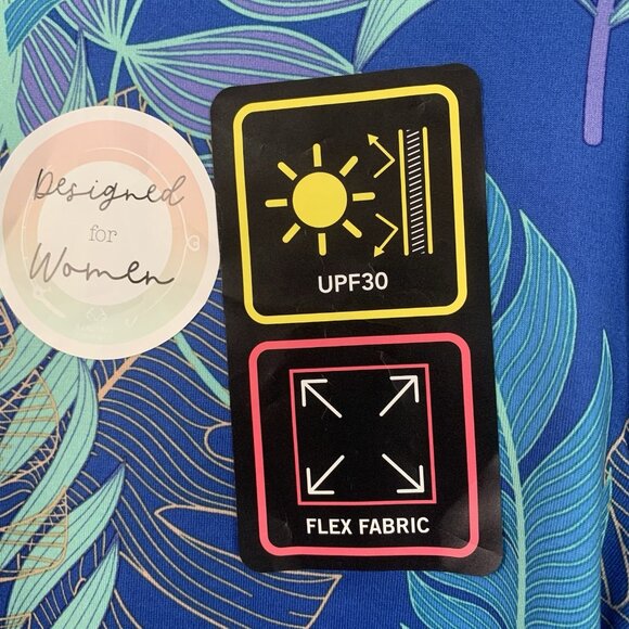 Realtree Fishing Shirt NEW Womens Medium UPF 30 Long Sleeve Thumbholes Rashguard - Picture 4 of 9